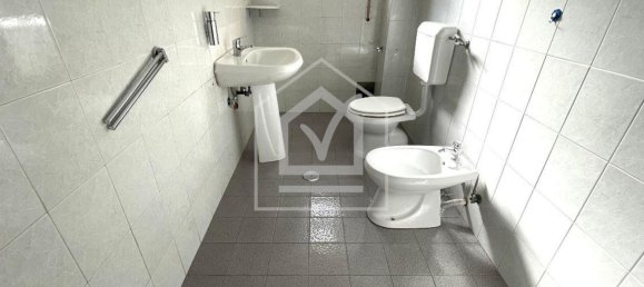 Apartamento de 3 divisões em Bari, Italy N.º 290817 12