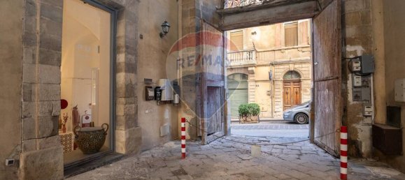 2 Schlafzimmer Gewerbliche Immobilie in Caltagirone, Italy, Nr. 231344 19
