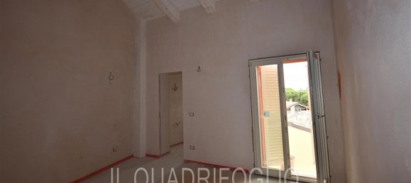 5 rooms Penthouse in Cesena, Italy No. 18034 10