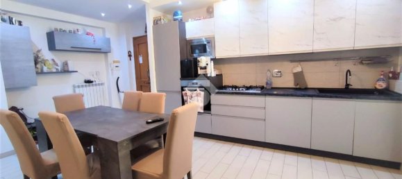 3 غرف نوم شقة في Perugia, Italy رقم 380412 12