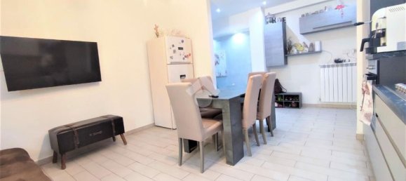 3 غرف نوم شقة في Perugia, Italy رقم 380412 2