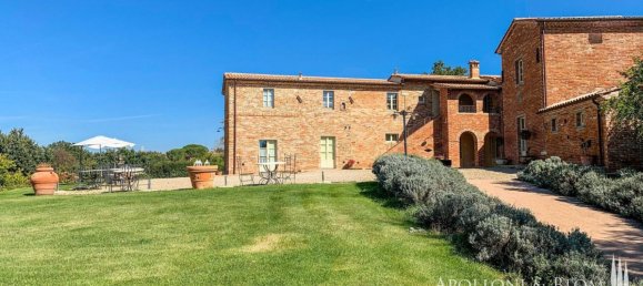 12 غرف نوم منزل في Foiano della Chiana, Italy رقم 56934 10