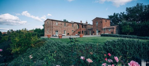 12 غرف نوم منزل في Foiano della Chiana, Italy رقم 56934 25