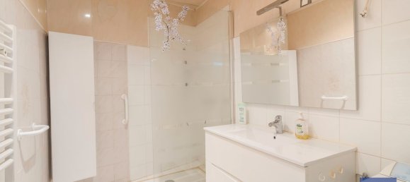 2 Schlafzimmer Wohnung in Les Pavillons-sous-Bois, France, Nr. 126927 9