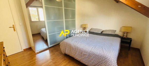 3 bedrooms House in Bezons, France No. 133359 5