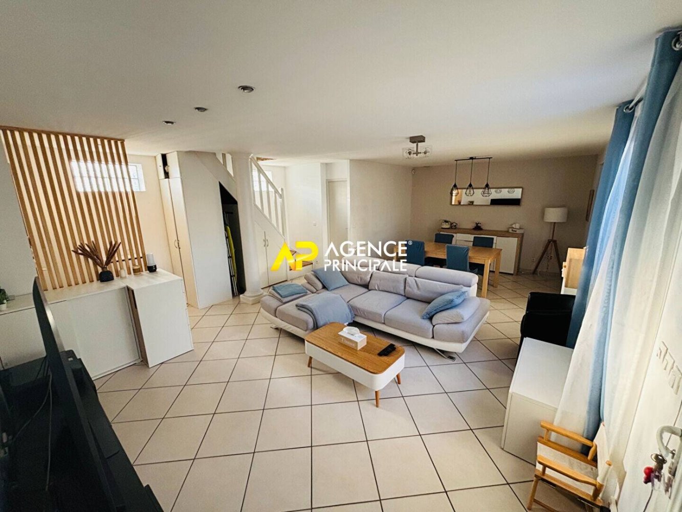 3 bedrooms House in Bezons, France No. 133359