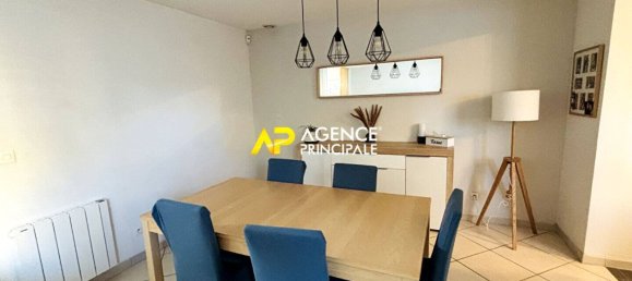 3 bedrooms House in Bezons, France No. 133359 4