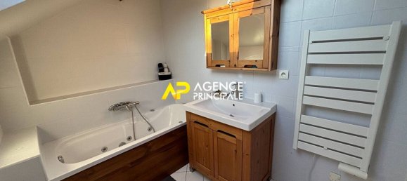 3 bedrooms House in Bezons, France No. 133359 7