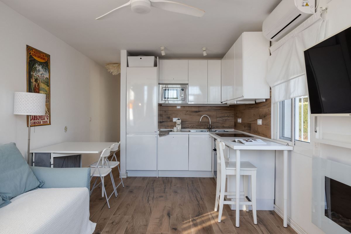 2 Schlafzimmer Wohnung in Estepona, Spain, Nr. 200844