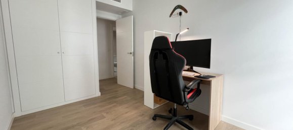 4 bedrooms Apartment in Valencia, Spain No. 15103 13