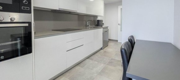 4 bedrooms Apartment in Valencia, Spain No. 15103 6