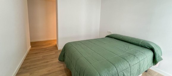 4 bedrooms Apartment in Valencia, Spain No. 15103 28