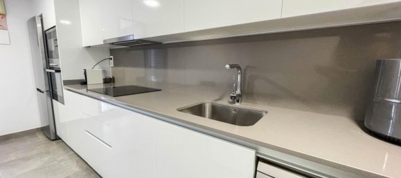 4 bedrooms Apartment in Valencia, Spain No. 15103 11