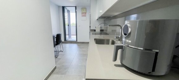 4 bedrooms Apartment in Valencia, Spain No. 15103 9