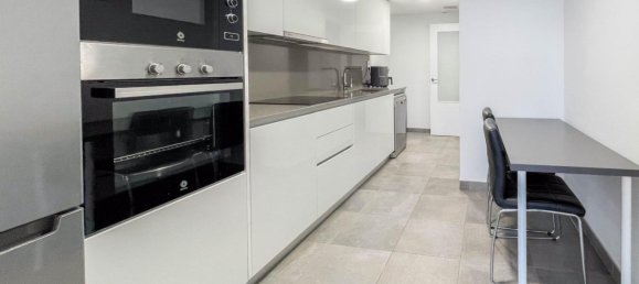 4 bedrooms Apartment in Valencia, Spain No. 15103 8