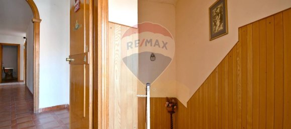 6 chambres Appartement à Macomer, Italy No. 381800 3