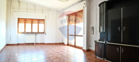 6 chambres Appartement à Macomer, Italy No. 381800 5