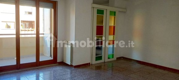 Apartamento de 2 dormitorios en Rome, Italy No. 217053 2