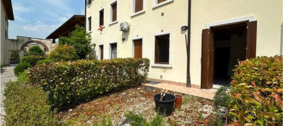 3 rooms Apartment in Soave, Italy No. 276468 5