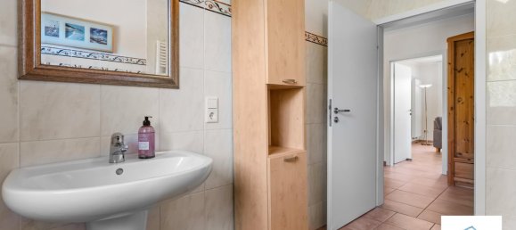 Oficina de 17 habitaciónes en Leer, Germany No. 242270 16