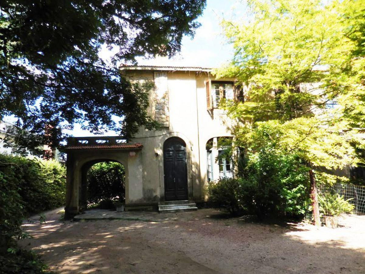 4 bedrooms House in Montevideo, Uruguay No. 11286