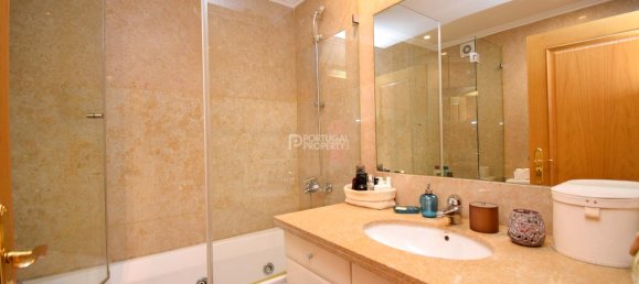 Apartamento de 4 dormitorios en Cascais, Portugal No. 289017 32