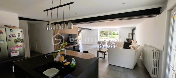 Casa de 3 dormitorios en Deux-Sevres, France No. 302627 3