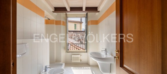 2 Schlafzimmer Wohnung in Luino, Italy, Nr. 131957 15