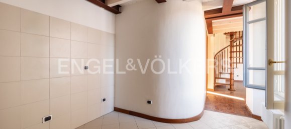 2 Schlafzimmer Wohnung in Luino, Italy, Nr. 131957 3