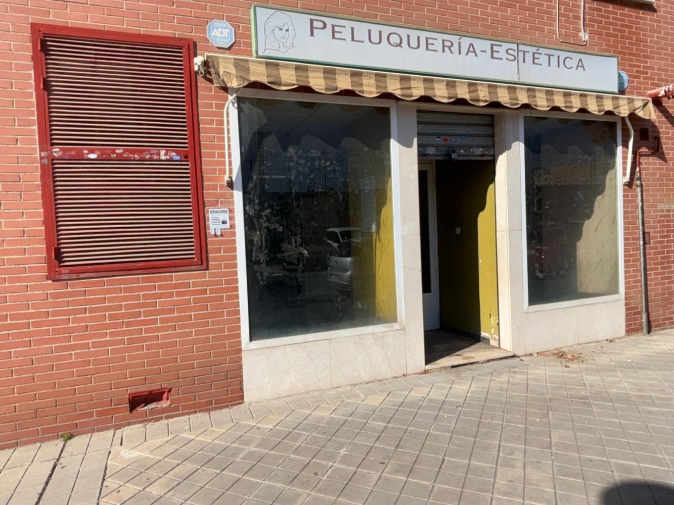 Gewerbliche Immobilie in Granada, Spain 60m², Nr. 172052