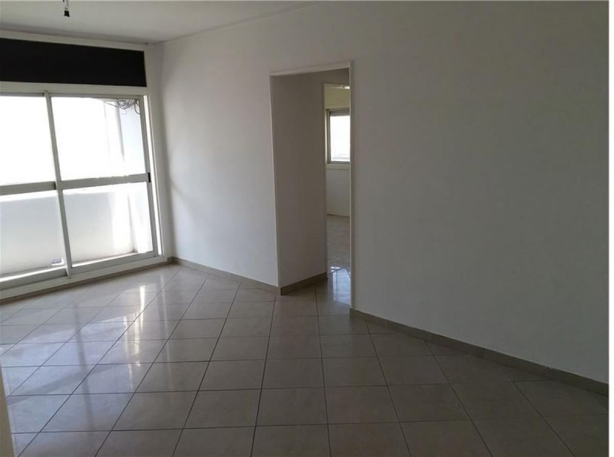 Квартира с 2 спальнями в Авельянеда, Аргентина № 60325