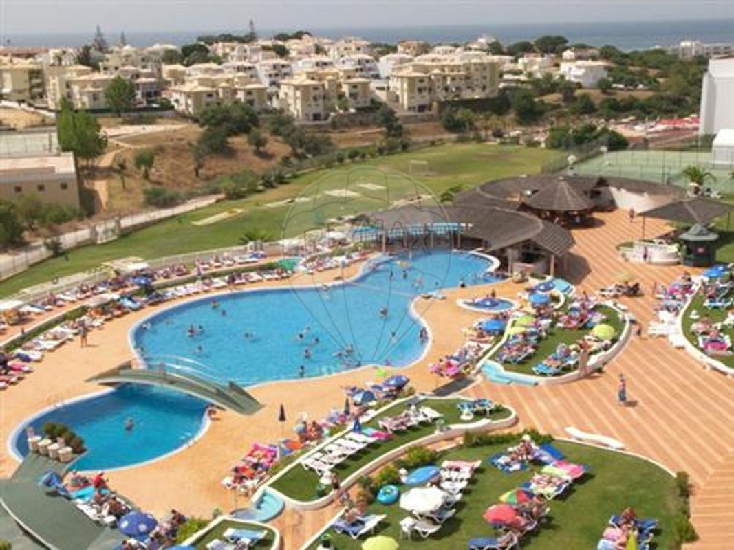 1 bedroom Apartment in Albufeira, Portugal No. 30885