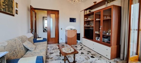 2-salle Appartement à Ferentino, Italy No. 293240 4