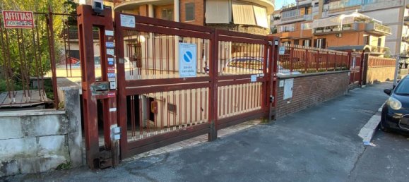 15m² Garage in Rome, Italy No. 174928 7