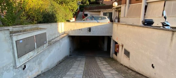 15m² Garage in Rome, Italy No. 174928 2