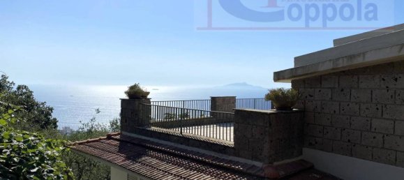 5 rooms Villa in Massa Lubrense, Italy No. 107287 2