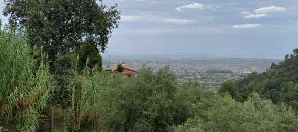 Дом с 8 комнатами в Пьетрасанта, Италия № 189492 25