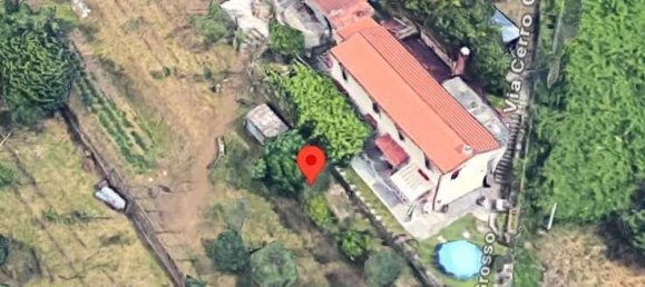 Дом с 8 комнатами в Пьетрасанта, Италия № 189492 23