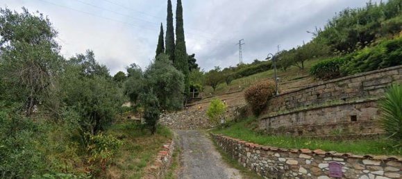 Дом с 8 комнатами в Пьетрасанта, Италия № 189492 27