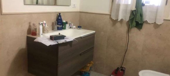 Дом с 8 комнатами в Пьетрасанта, Италия № 189492 13