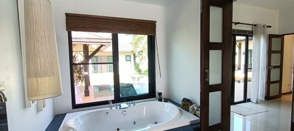 8 bedrooms Villa in Kamala, Thailand No. 10959 4