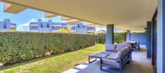 4 bedrooms Apartment in Estepona, Spain No. 153361 6