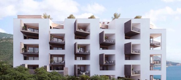 1 bedroom Apartment in Becici, Montenegro No. 358 5