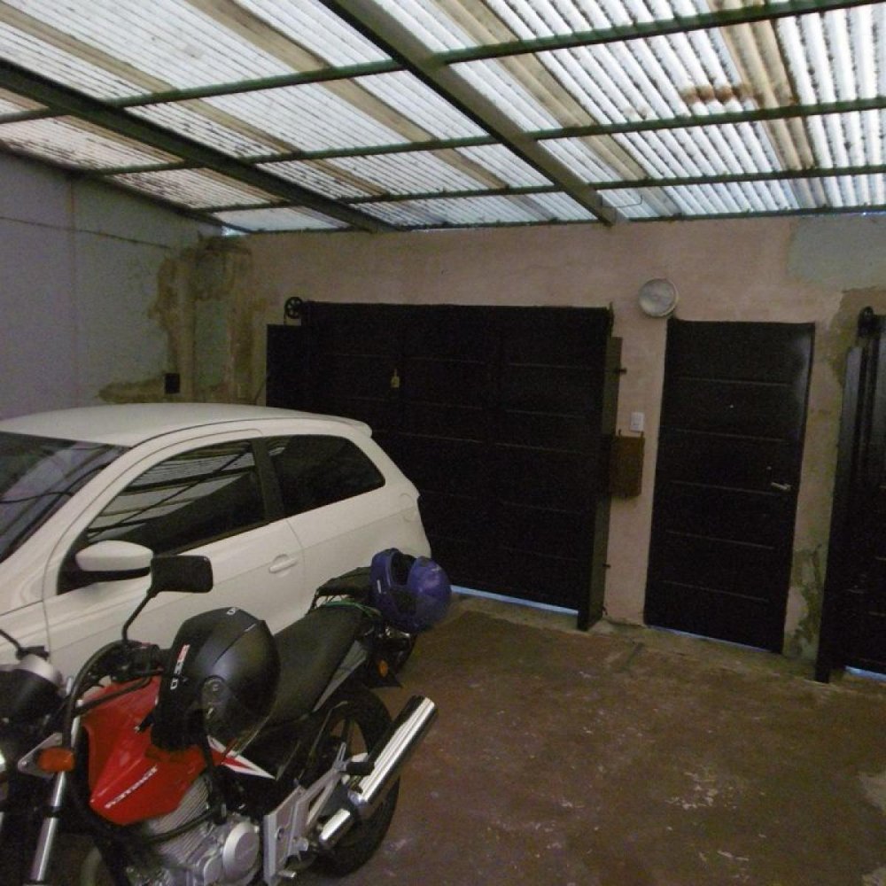 5 bedrooms House in Buenos Aires, Argentina No. 70206