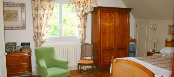 Casa de 5 dormitorios en Groslay, France No. 301707 8