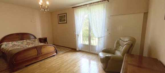 4 bedrooms Villa in Mainvilliers, France No. 58864 5