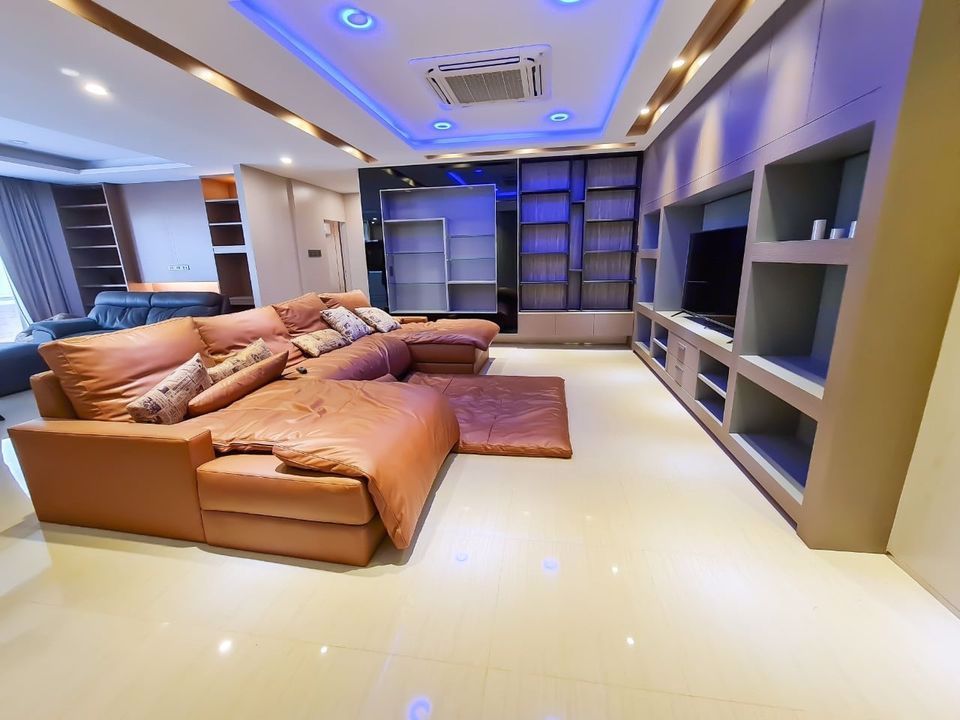 2 bedrooms Condo in Watthana, Thailand No. 4454