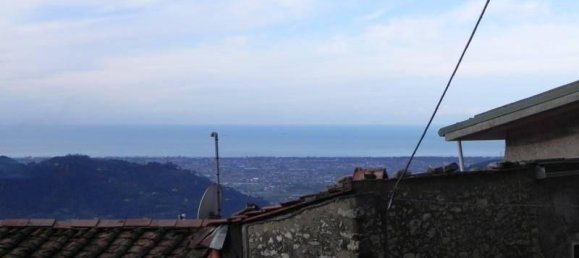 5 rooms House in Camaiore, Italy No. 32827 6