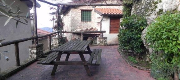 5 rooms House in Camaiore, Italy No. 32827 5