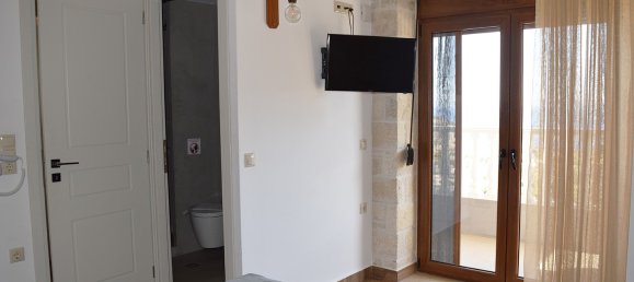 8 bedrooms Villa in Heraklion, Greece No. 77 10